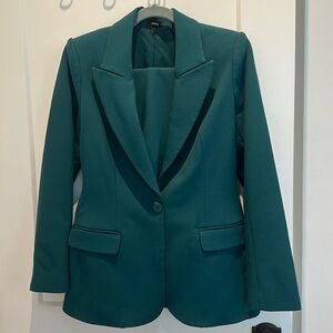 Green Express Suit! Great color for the holidays!